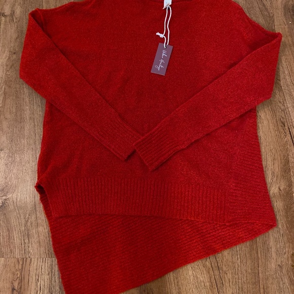 Comfy Asymmetric Sweater (Small) - Picture 1 of 3